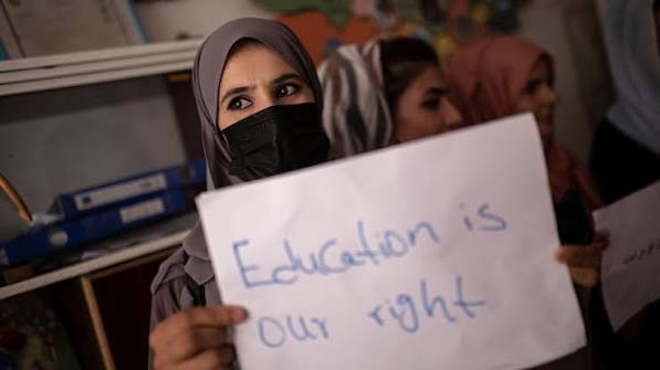 Afghan woman raising awareness about the right to education